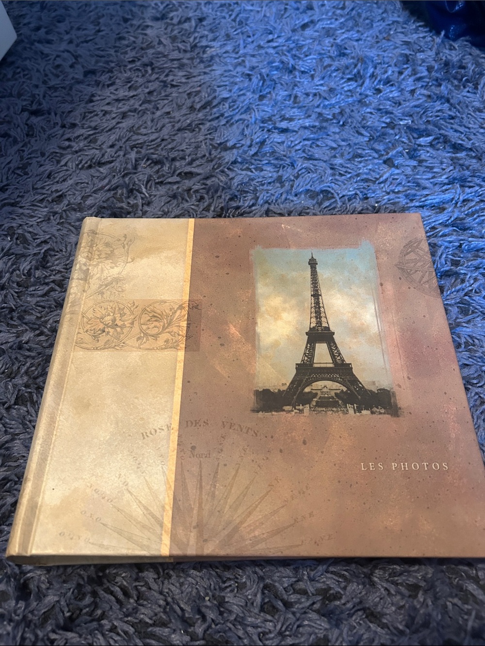 Hallmark Eiffel Tower photo album. Paris